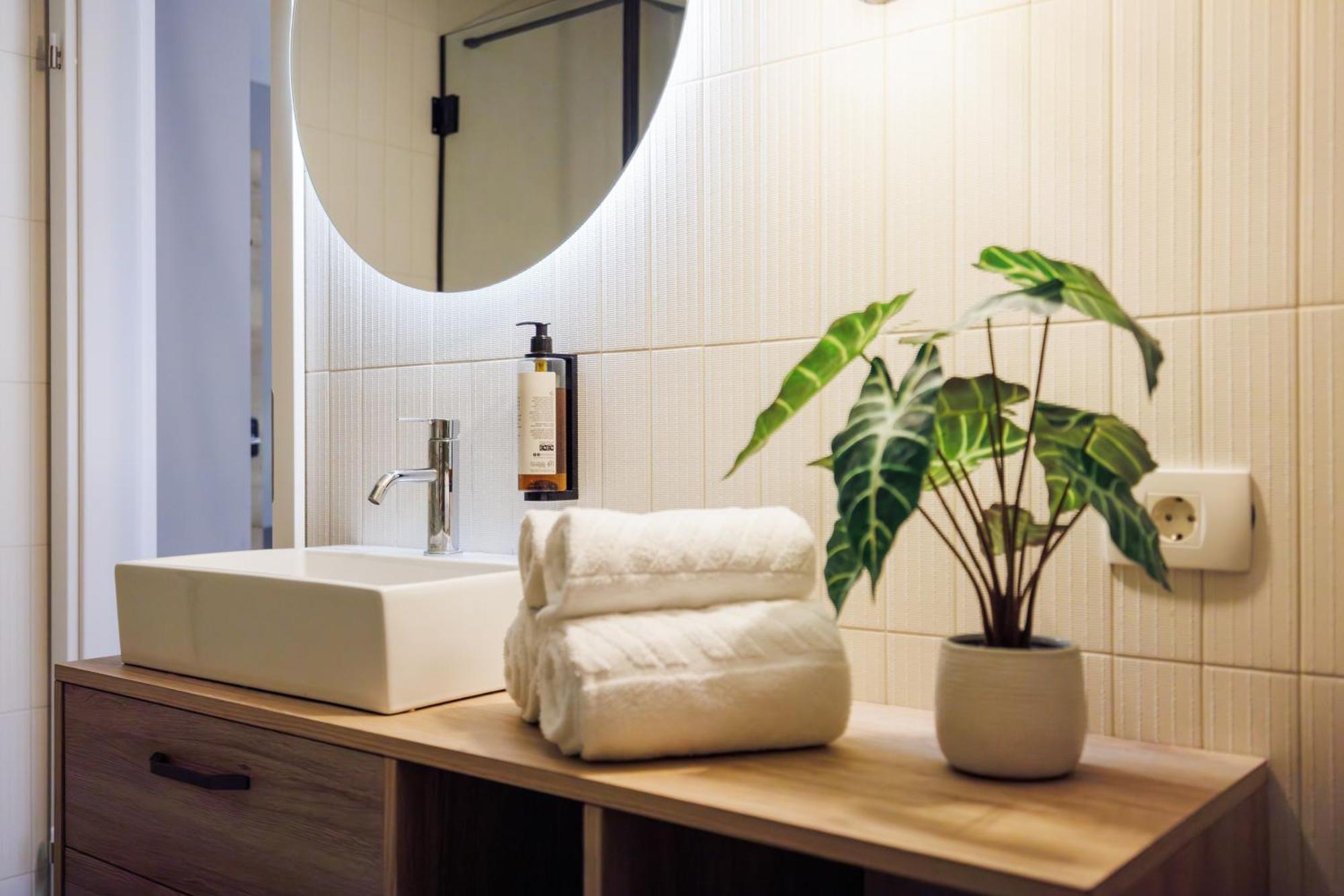 Vila Robida & Spa Črni Kal Εξωτερικό φωτογραφία